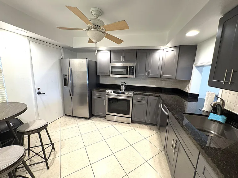 640 Tennis Club Dr #311 — Photo 4
