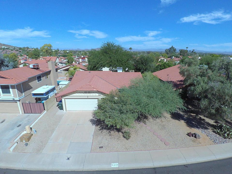 1st image of 2126 E Winchcomb Dr