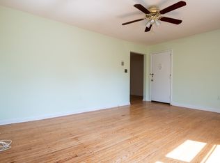 704 Chaney Dr APT 5, Takoma Park, MD 20912