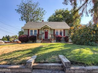 802 W Fremont Ave, Selah, WA