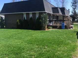 6021 Orchard Ct, Lansing, MI 48911