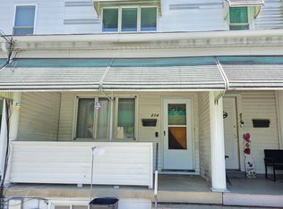 214 Wright St, Mc Kees Rocks, PA 15136