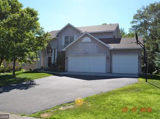 2015 Forest Ridge Ln, Buffalo, MN 55313