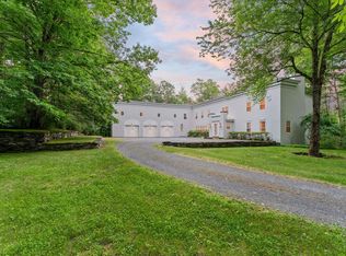 7 Heather Ln, Hanover, NH 03755