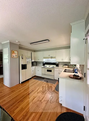605 E Harnett St — Photo 5