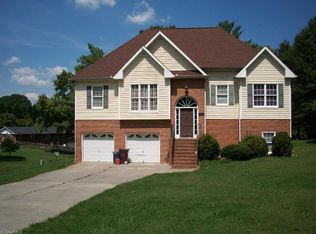 5991 Cottonwood Ln, Winston Salem, NC 27103