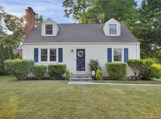 278 Loveland Rd, Stamford, CT 06905