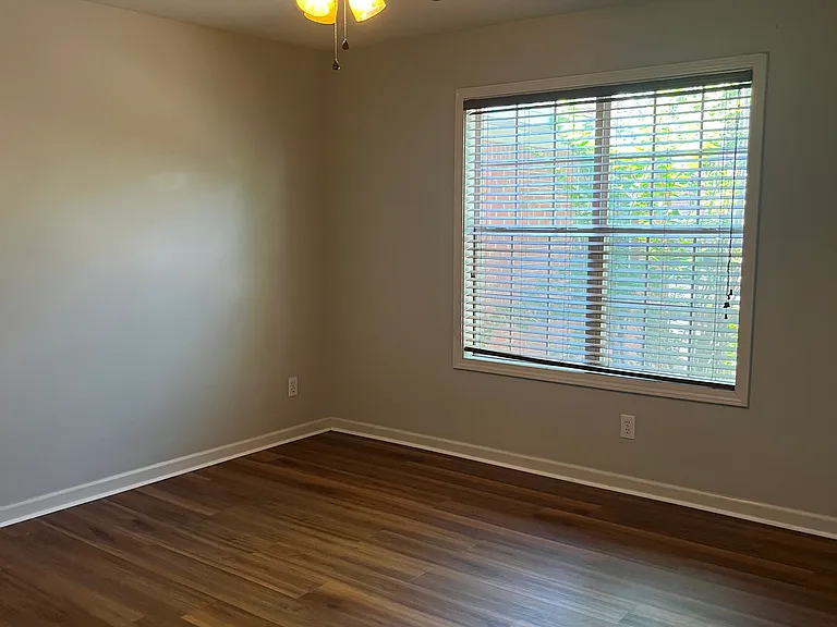 218 Lincoln Grn — Photo 7