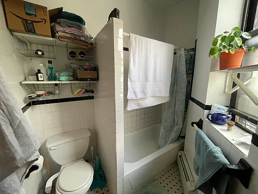 Rented by Limestone Realty Bklyn, LLC | media 13