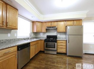 10 Guild St #1E, Roxbury, MA 02119