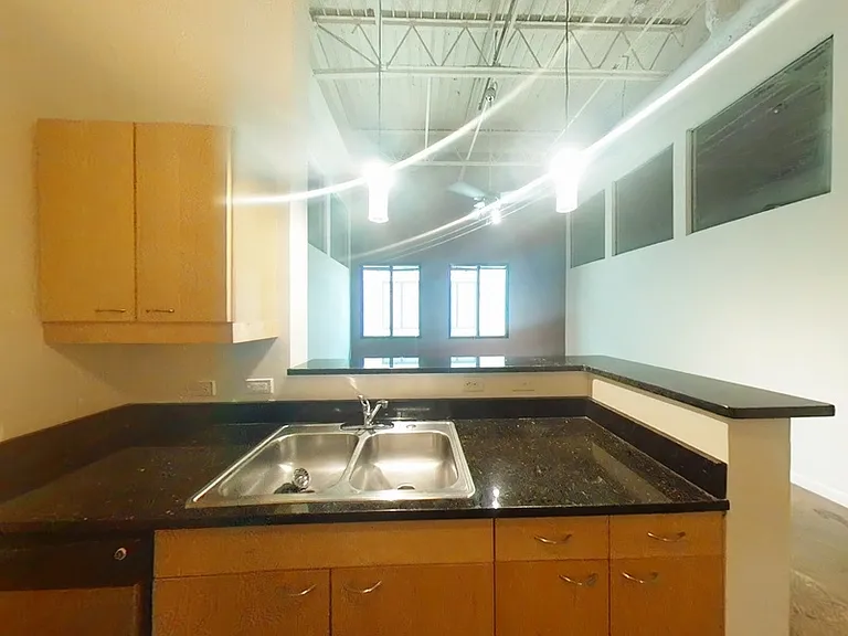 1101 W Marshall St #126 — Photo 4