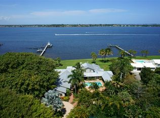 31 SE Harbor Point Dr, Stuart, FL 34996
