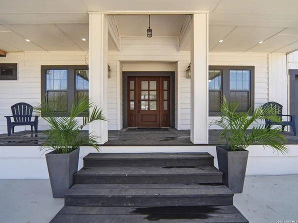 19320 Leal St, San Antonio, TX 78221