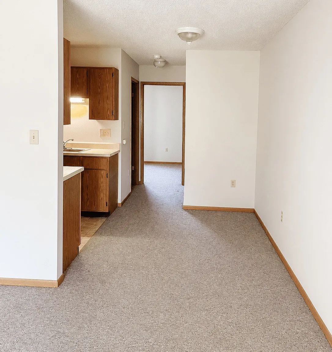 Maple Winds Village I — Photo 3