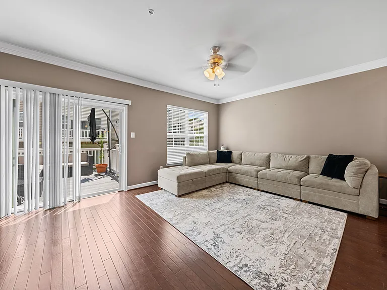 4718 Forest Pines Dr — Photo 8