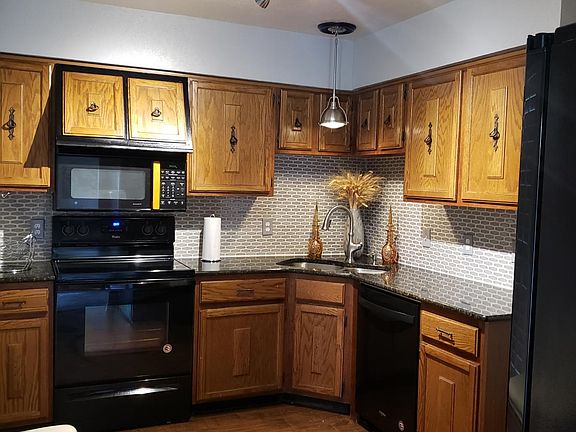 2nd image of 5609 Sarasota Dr