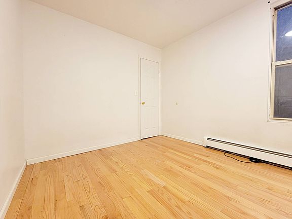 4th image of 1620 E 14th St #2R