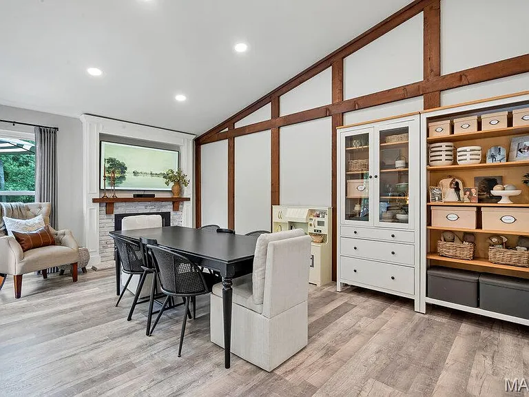 2947 Meramar Dr — Photo 13