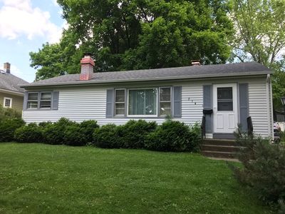 214 N Wisconsin St, Carpentersville, IL, 60110