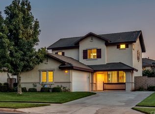 9575 Shadow Grove Dr, Rancho Cucamonga, CA 91730