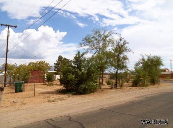 2nd image of 3701 E Dove Ln