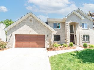 178 N Vincent Dr, Bolingbrook, IL 60490