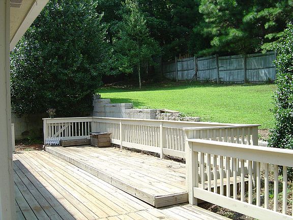 5th image of 9970 Lake Forest Way