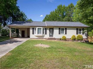 907 Olive St, Apex, NC 27502