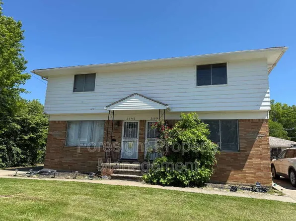 26940 Tungsten Rd, Euclid, OH 44132