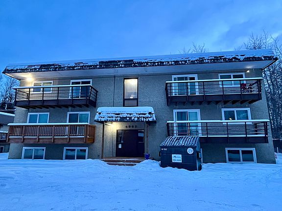 2nd image of 4953 Dartmouth Dr