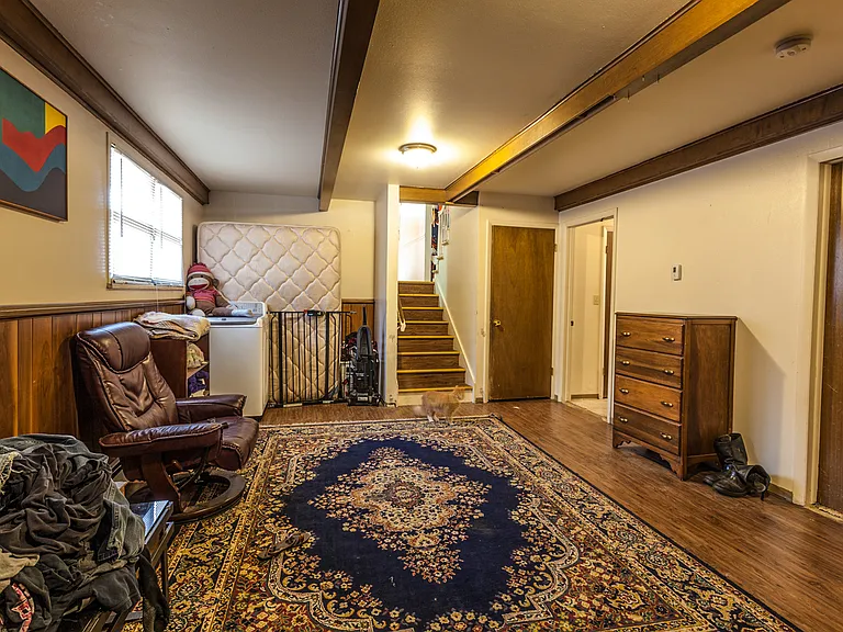 1100 Skyline Dr — Photo 24