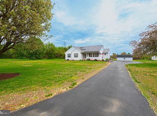 6325 Willow Creek Dr, Salisbury, MD 21801