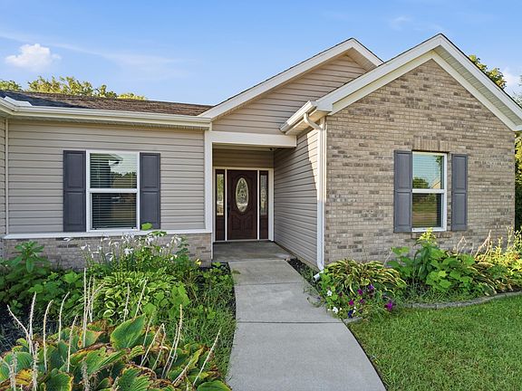 3rd image of 1709 Sandstone Ct E