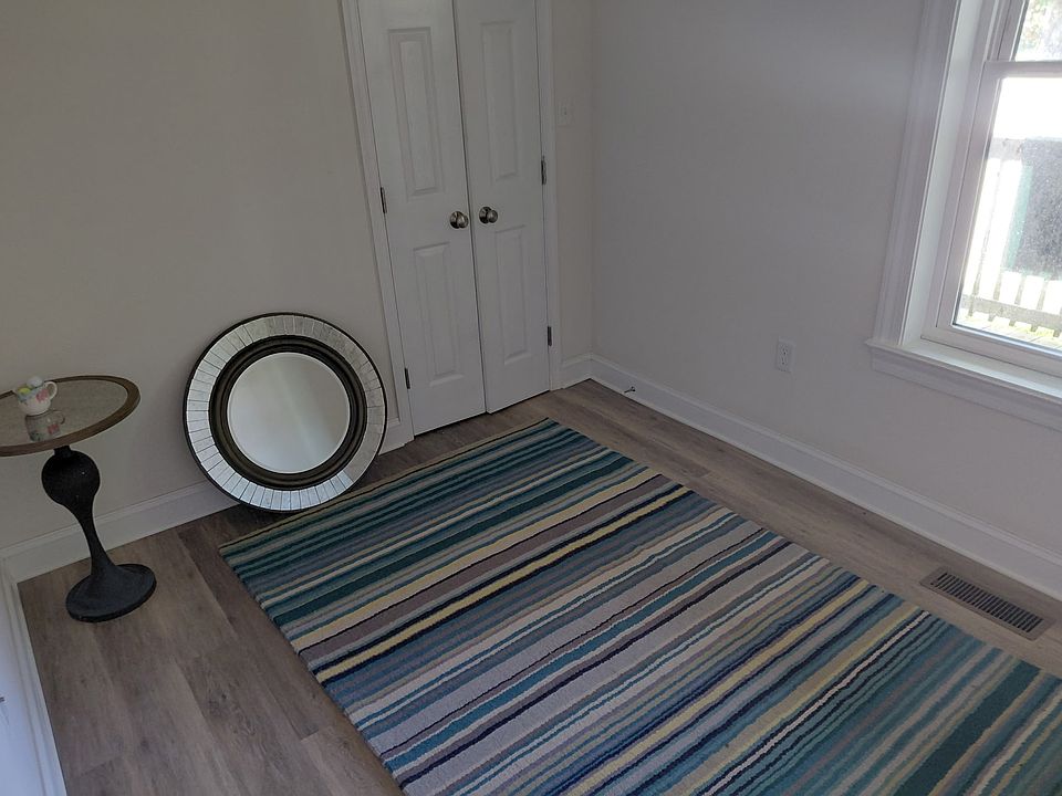 1st image of 102 Bryan Ave #3