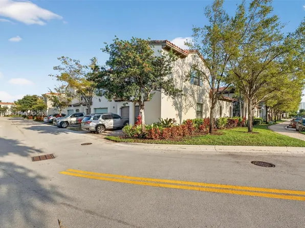 12490 NW 33rd St, Fort Lauderdale, FL 33323