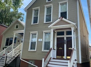 1839 W Henderson St, Chicago, IL 60657