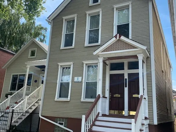 1839 W Henderson St, Chicago, IL 60657