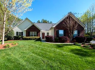 9158 Leah Meadow Ln, Charlotte, NC 28227