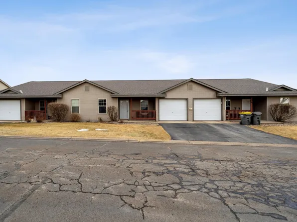 300 Cedar St Unit 22, Baldwin, WI 54002