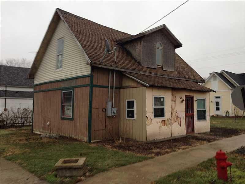 2nd image of 207 N Meridian St