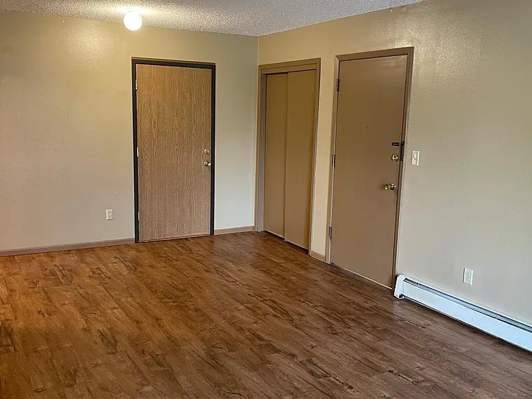 21 N Johnson St #3A — Photo 4