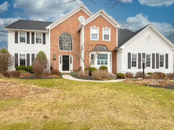 6814 Holliston Cir, Fayetteville, NY 13066