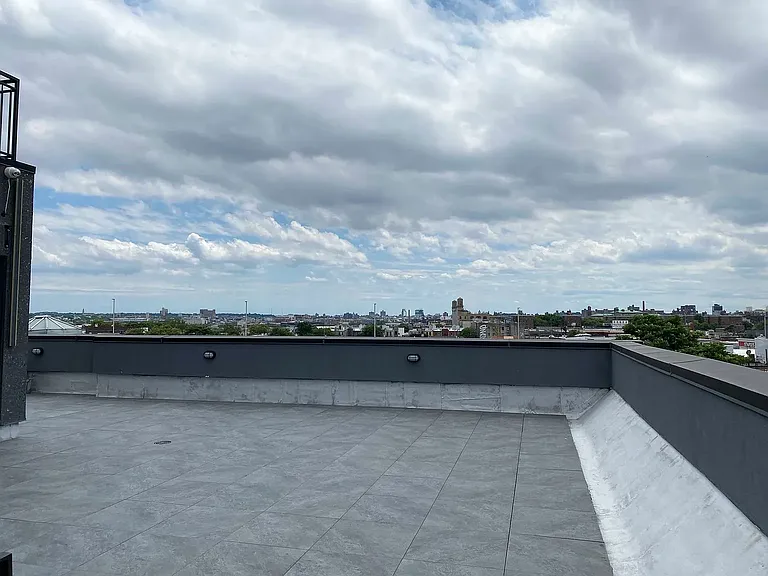 19 Hausman St #2B — Photo 17