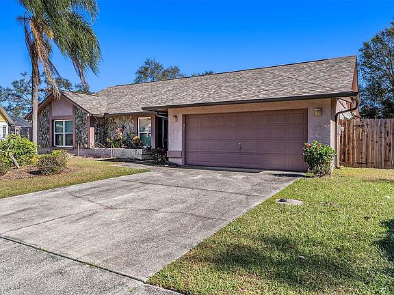 3rd image of 1606 Dusty Rose Ln