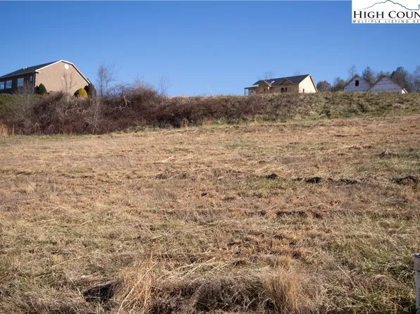 753 SE Chatsworth Street, Lenoir, NC 28645