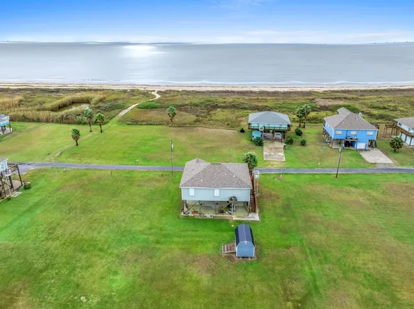 132 Pelican Beach Dr, Cameron, LA 70631