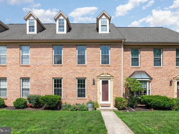 1752 Peyton Randolph Ct, New Cumberland, PA 17070