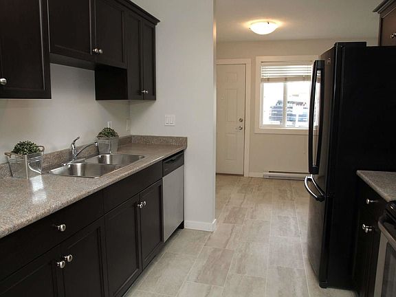 3rd image of 9707 99th Ave #7