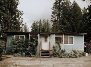 8435 Golden Valley Dr, Maple Falls, WA