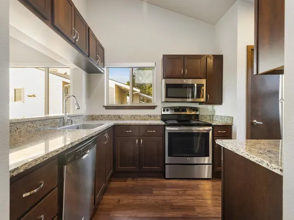 Juniper Ridge, 12118 SE 31st St #E302, Bellevue, WA 98005